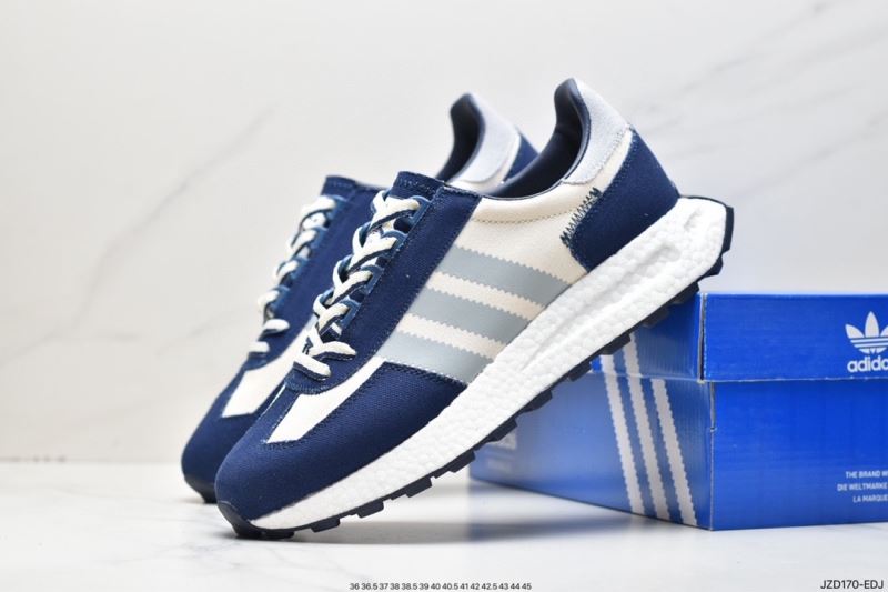 Adidas Sneakers